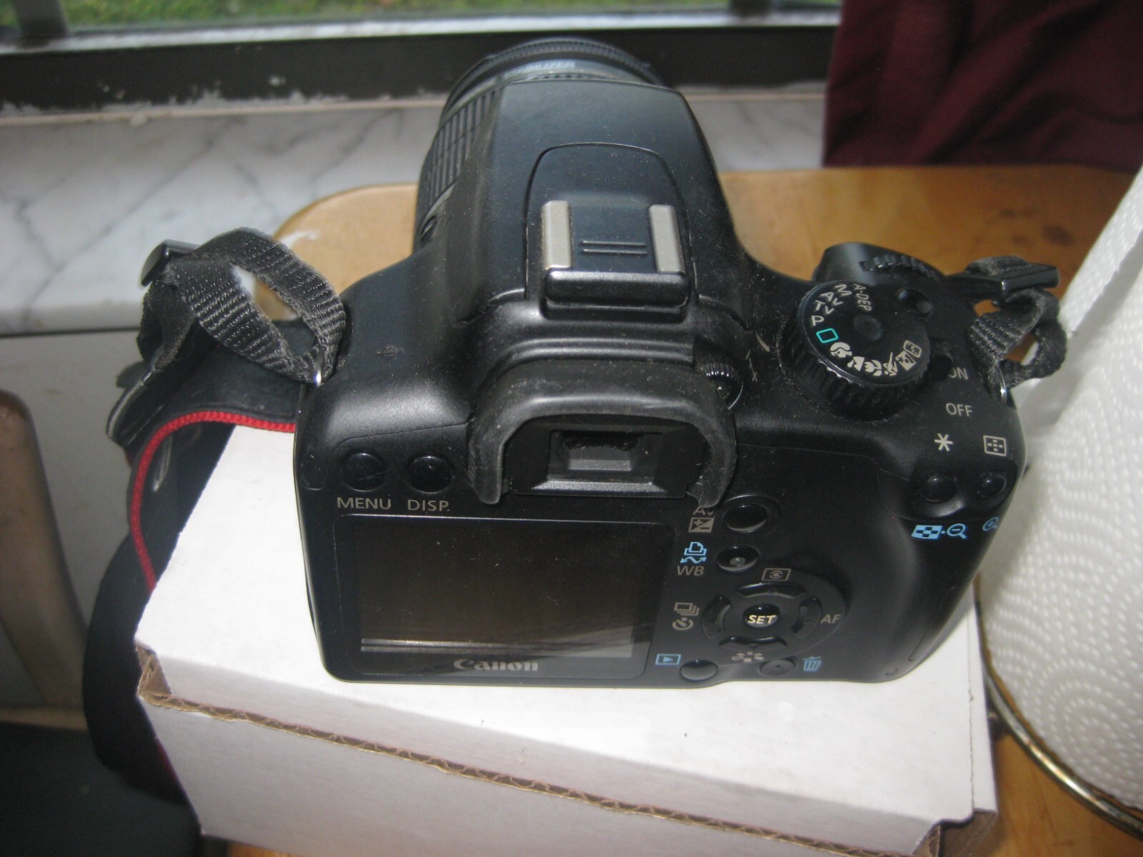 Canon EOS Rebel XS and  EF-S 18-55mm IS Lens, Battery, & Charger TESTED WORKS
