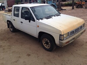 Nissan navara d21