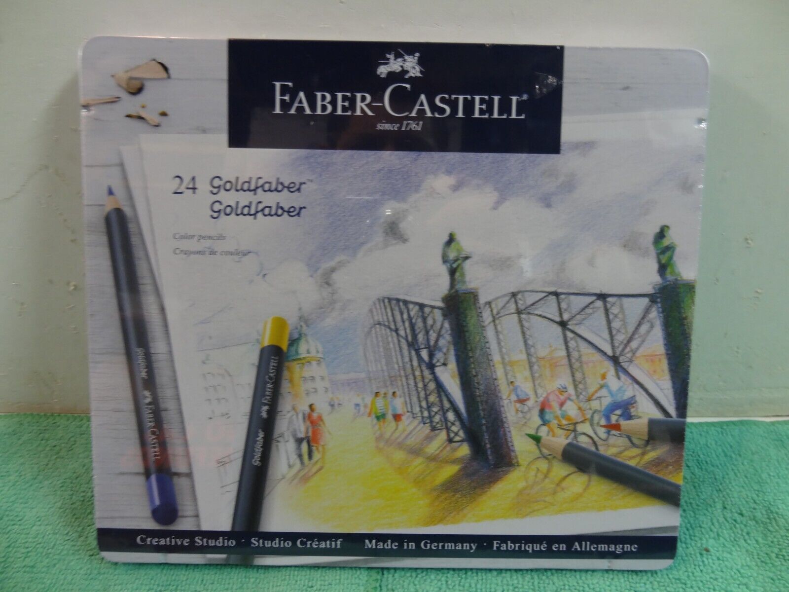 NEW Faber-Castell 24 Goldfaber Colored Pencil Set - Free Shipping