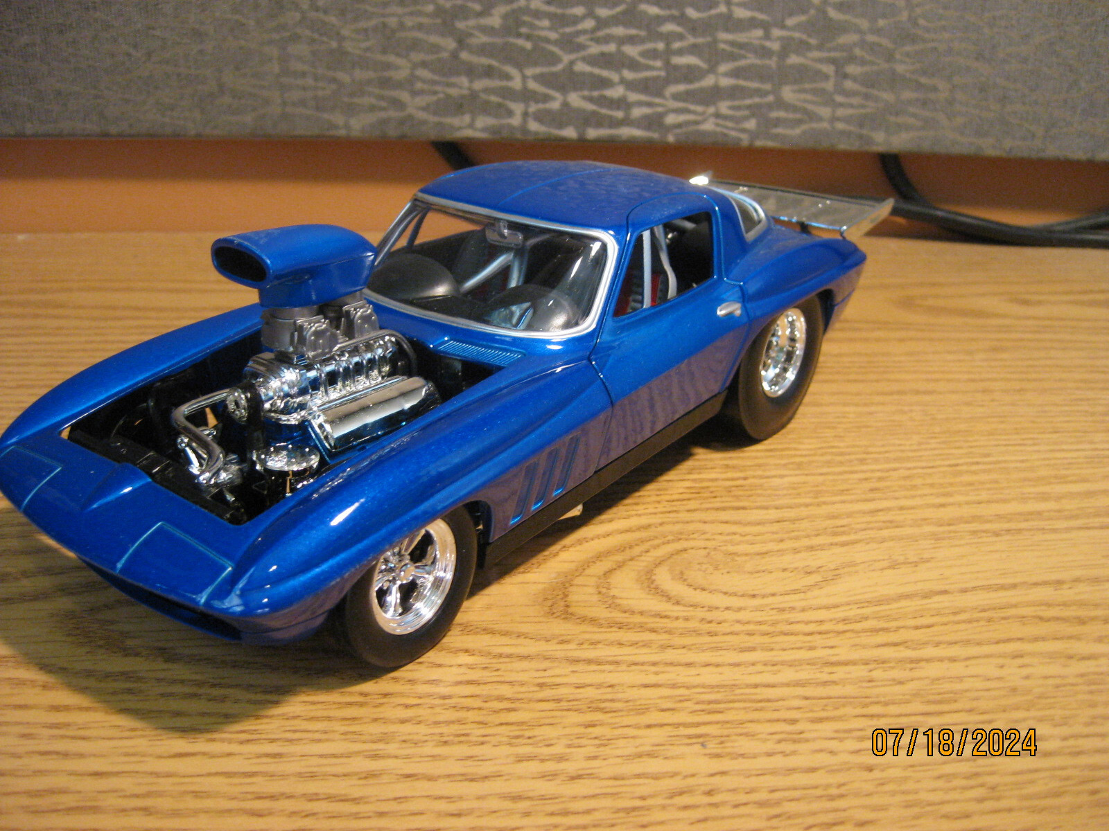 Hot Wheels コルベット ホットロッド 1/18ミニカー 1/18 CORVETTE DRAG CAR , IN BLUE BY HOT WHEELS # 54588 | eBay