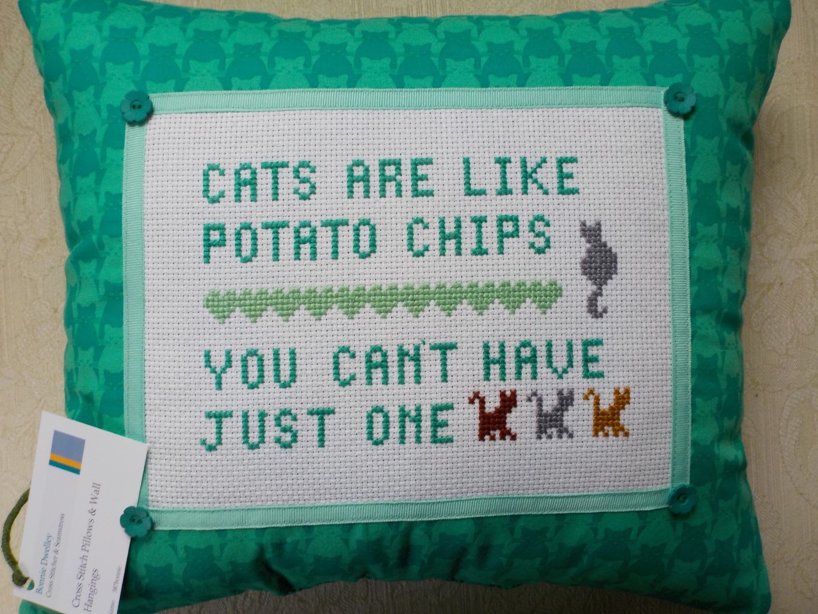 Kitty / Kitty - Cat Cross stitch pillow - New - 14