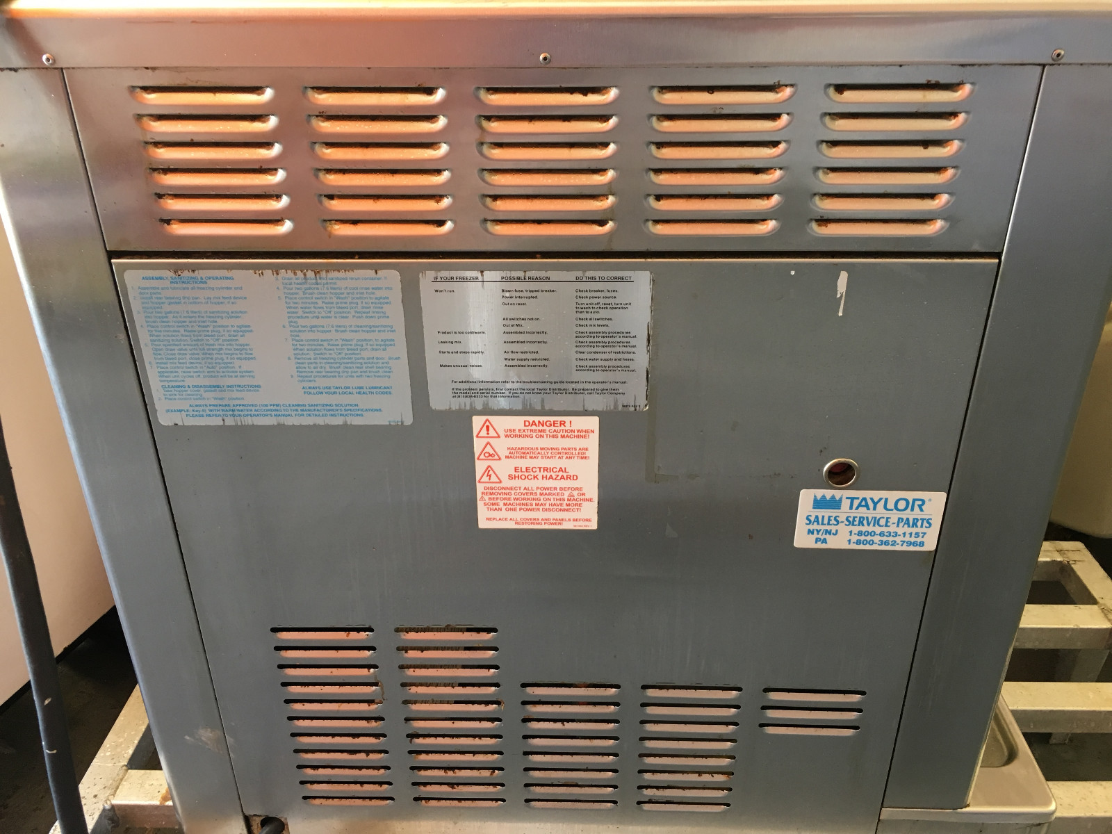 TAYLOR SLUSH MACHINE MODEL 340D-27