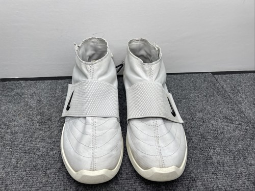 国内配送 Fear Of God x NIKE AIR MOC PURE PLATINUM Air Fear of God Moc 'Pure Platinum' Release Date. Nike SNKRS