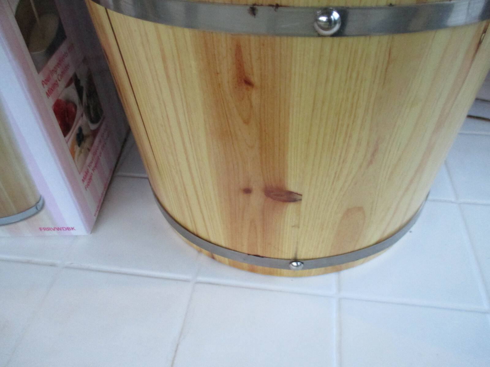 Rival Frozen Delights 4-Quart Wooden Bucket Ice Cream Maker