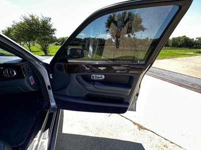 image 12 of interior