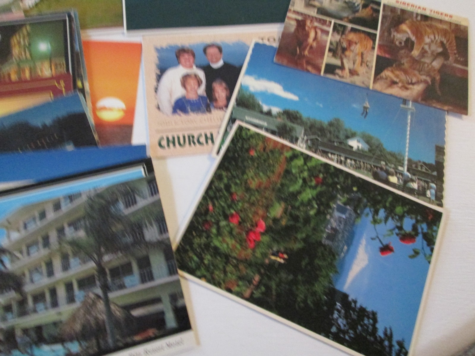 47 VINTAGE POST CARDS SCENIC TOURISM + 2 PACKETS OF SCENIC PHOTOS LOT HAWAII WAS