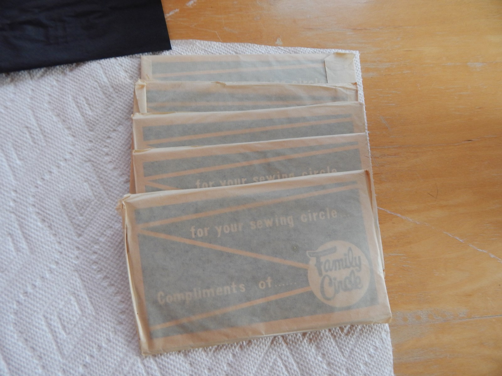 Vintage Family Circle Sewing Needles