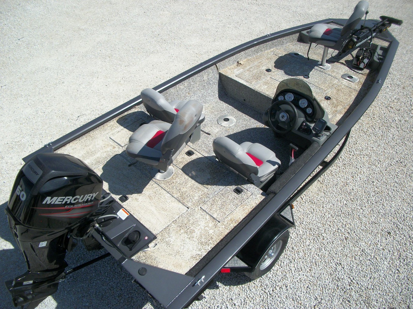 2014 Tracker Pro Team 175 TF with 60hp 4-stroke