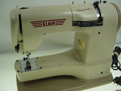 ELNA SUPERMATIC SEWING MACHINE TYPE 722510 W- CASE MANUAL ATTACHMENTS