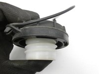 Hyundai I20 PB 12-15 Tankdeckel Verschluss Tankverschluss Hyundai I20 PB 12-15 04.12.2013 815901J000 gebraucht Vorschau 4