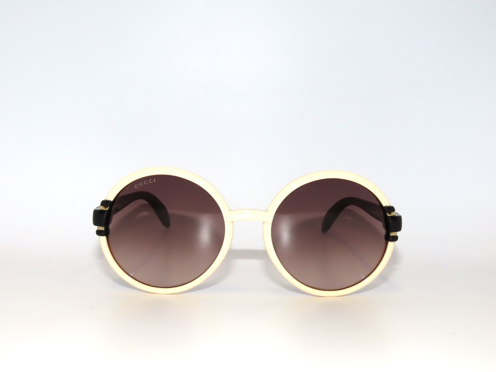 Pre-owned Gucci Gg1067s 003 Ivory Black Brown Sunglasses 1067