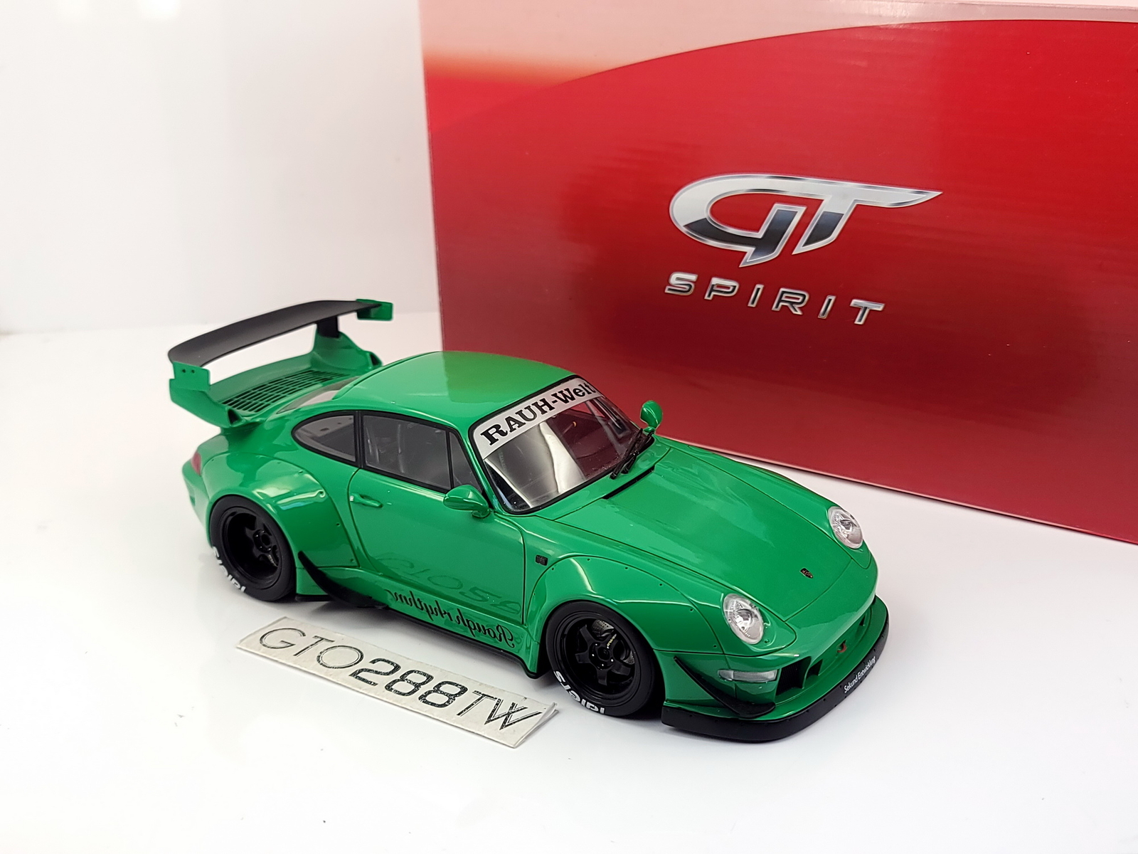 GT Spirit 1:18 scale Rauh-Welt RWB 993 Green (GT074) from