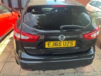 2015 Nissan Qashqai 1.2 DiG-T N-Tec 5dr Xtronic HATCHBACK Petrol Automatic