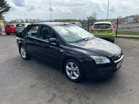 2005 Ford Focus 1.6 Ghia 4dr Auto SALOON Petrol Automatic