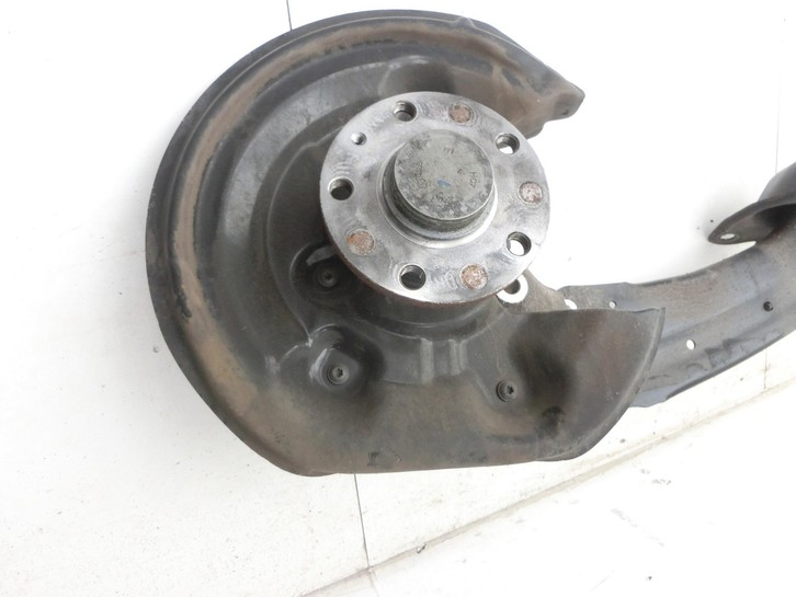 VW Tiguan 5N 11-18  TSI 1,4 110KW Achsschenkel Radnabe Rechts Hinten VW Tiguan 5N 11-18 29.07.2015 3C0505434K gebraucht Vorschau 4