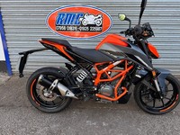 KTM 390 Duke