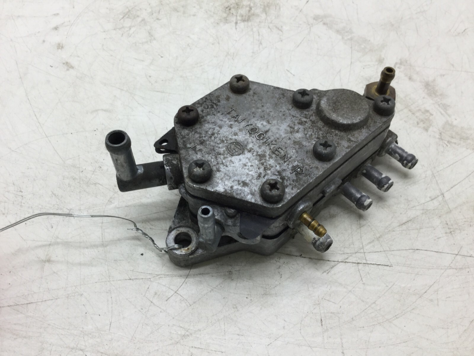Yamaha SRX SX Viper 700 1998-2006 OEM Gas Fuel Pump 8DF Yamaha SRX SX Viper 700 1998-2006 OEM Gas Fuel Pump 8DF