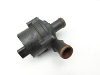 Skoda Octavia III 5E 12-17 1,6 81KW Umwelzpumpe Heizung Pumpe Skoda Octavia III 5E 12-17 15.01.2016 5Q0965567J gebraucht Vorschau 2