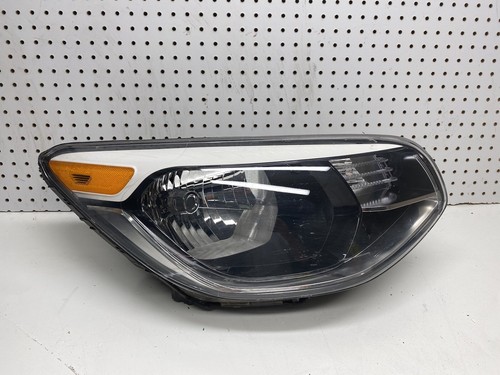 2014-2015 KIA Soul RIGHT Passenger Headlight Halogen 92102