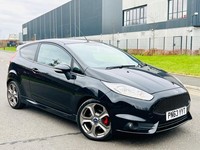 2013/63 FORD FIESTA ST-2 1.6 TURBO 182 PS ECOBOOST-PANTHER BLACK-RECAROS-STUNNIN