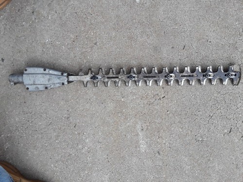 Echo hedge trimmer assembly and gearbox