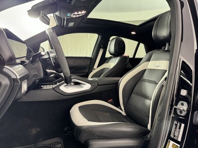 image 2 of interior