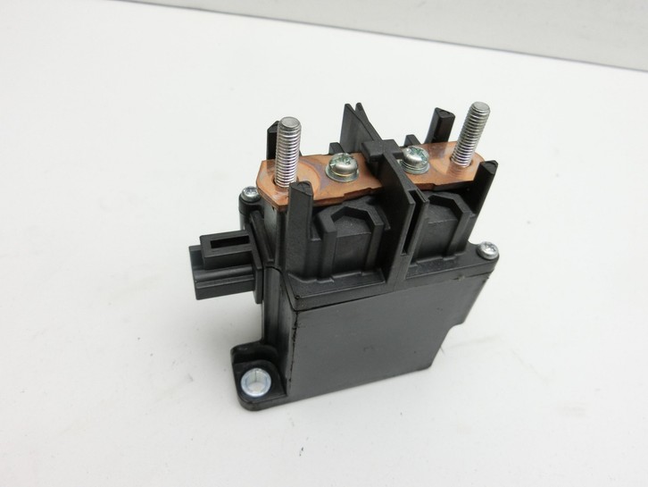Toyota Prius W2 II 05-09 Relais Batterie Hauptrelais Pos.3 Toyota Prius W2 II 05-09 01.07.2004 AEV6910A G3843-47020... Bild 4