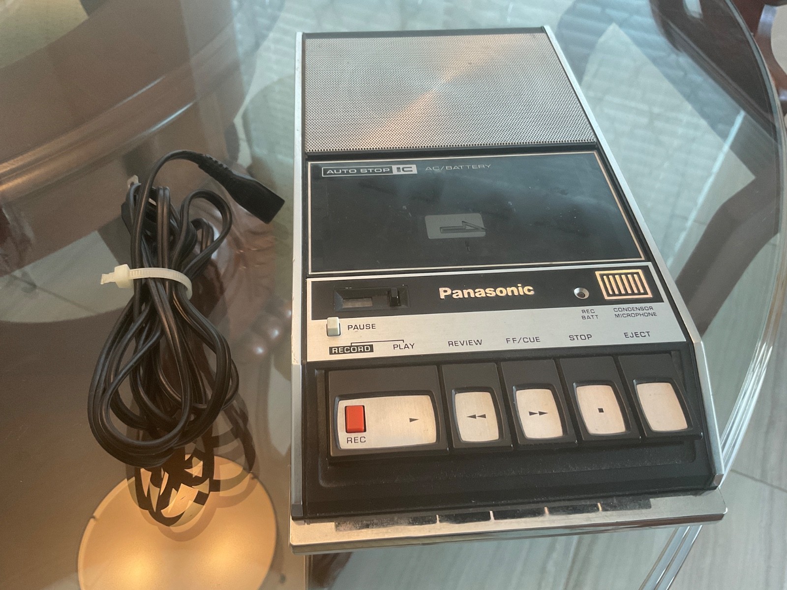 WORKING Vintage Panasonic Cassette Tape Recorder Model RQ