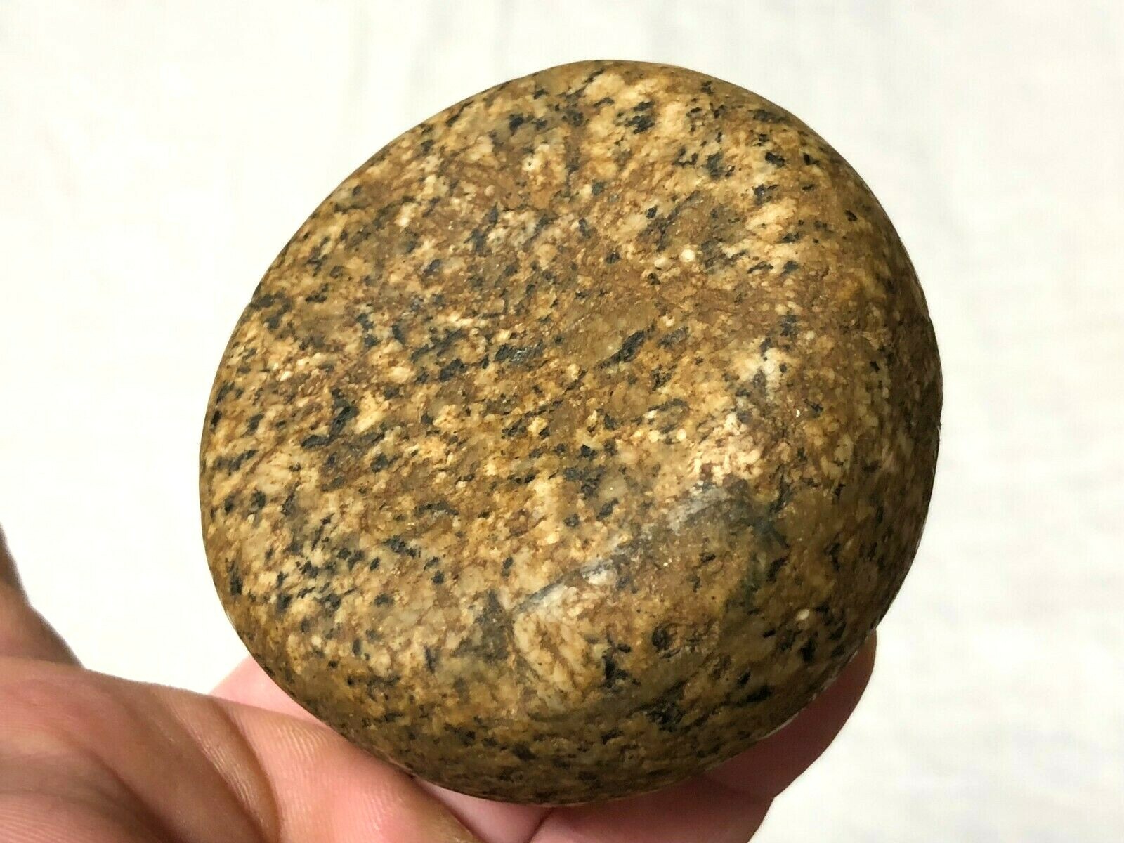 EXCEPTIONAL GRANITE DISCOIDAL VAN BUREN, IOWA AUTHENTIC ARROWHEAD ARTIFACT C18