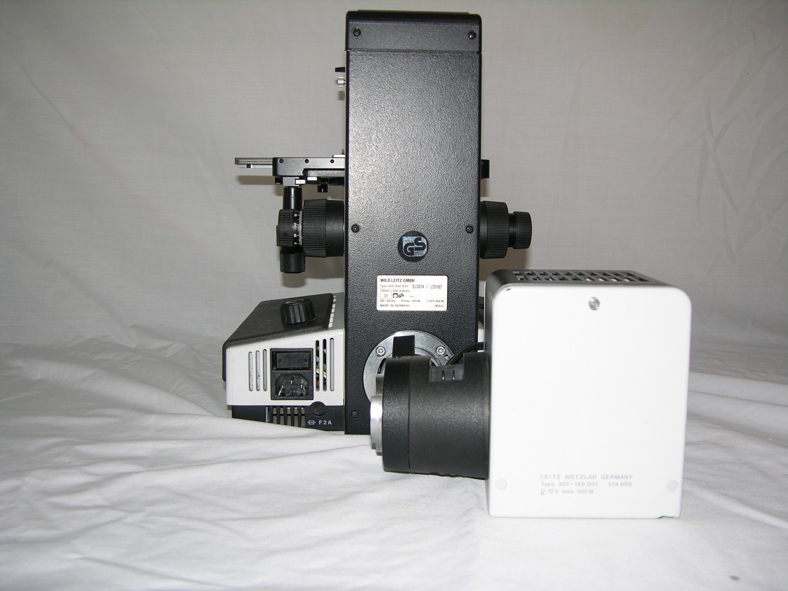 Wild Leitz Diaplan stand