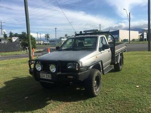 Nissan navara 2000