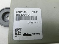 BMW F10 528i 10-13 Antennenverstärker Weiche Antenne BMW F10 528i 10-13 07.10.2011 6935024-01 gebraucht Vorschau 2