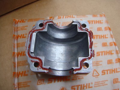 GENUINE STIHL MS251 MS251C CHAINSAW BOTTOM CRANKSHAFT BASE PLATE - NEW TAKE OFF