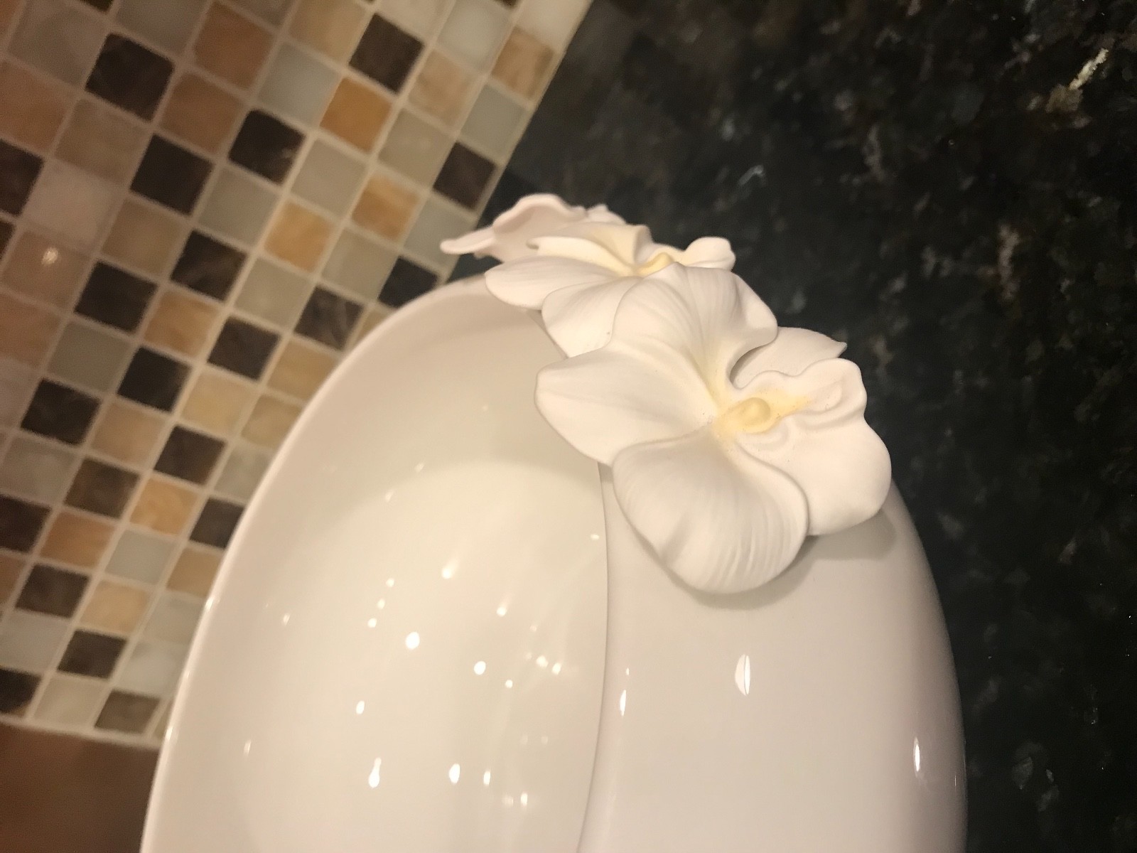 Lenox New Collection  white Porcelain Flora Orchid Bowl 3D  large $89