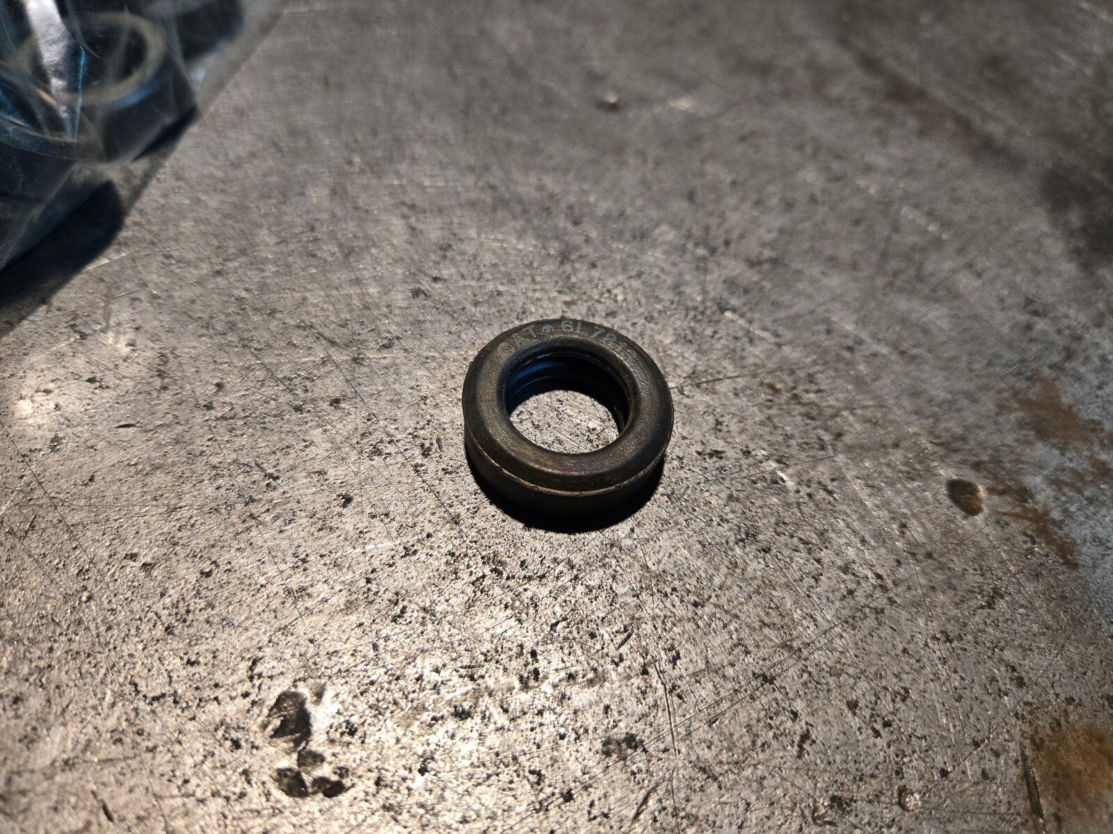 PACK OF 20PC - 6L-7813 CATERPILLAR SEAL 6L7813 - Picture 1 of 2