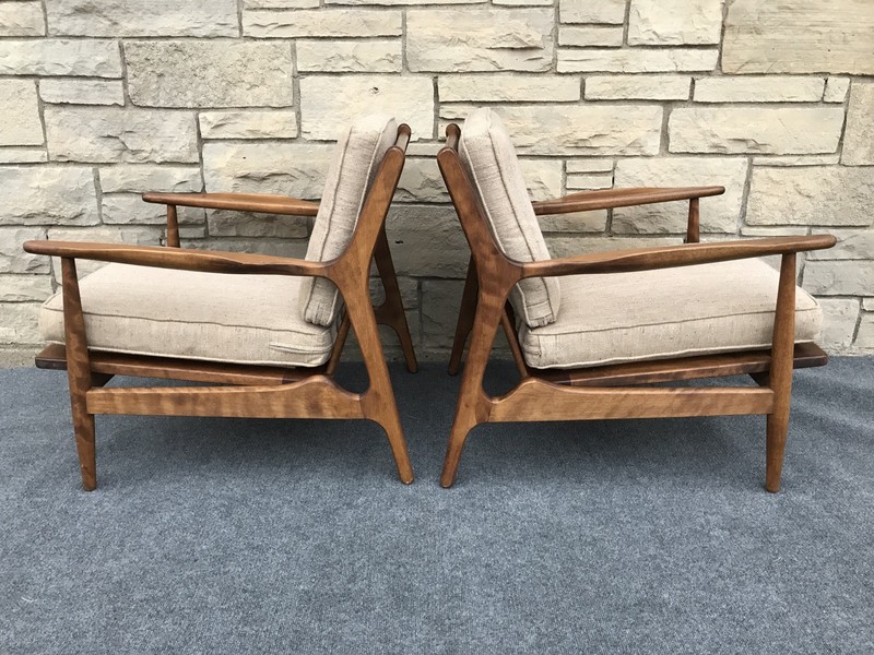 Pair of Mid Century Danish Modern Conant Ball Russell Wright Lounge Chairs
