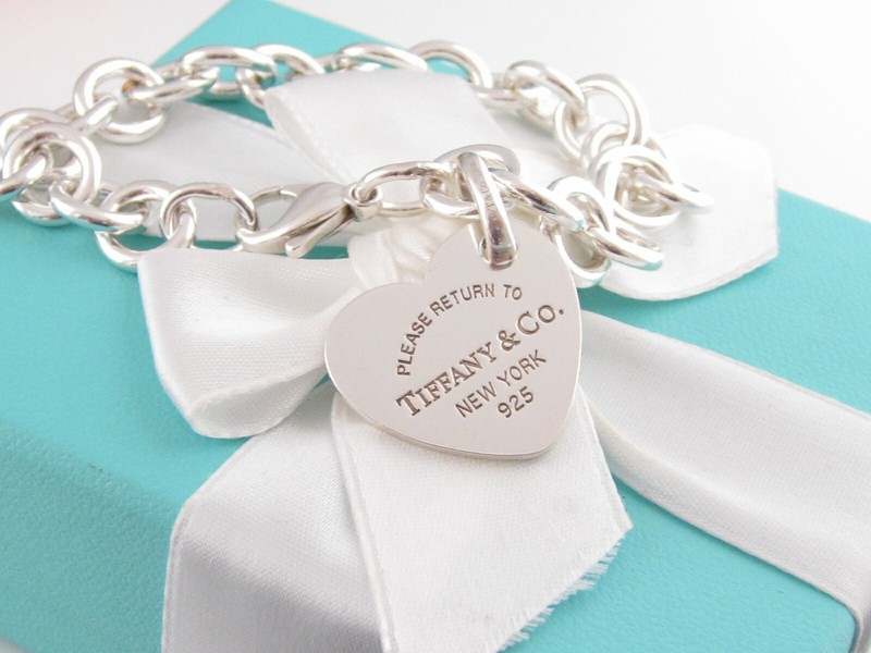 Auth Tiffany \u0026 Co Silver Heart Charm 