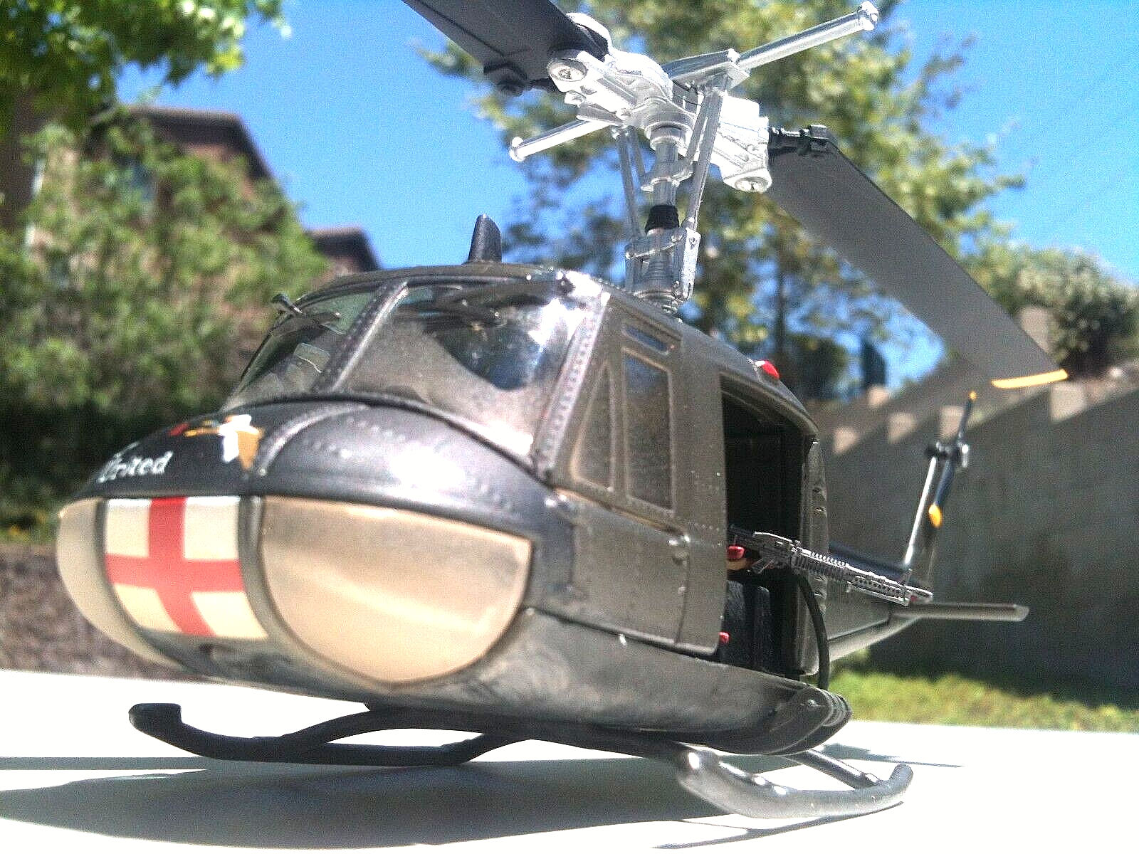 CORGI コーギー 1/48 UH-1C HUEY ヒューイ MEDEVAC HELICOPTER