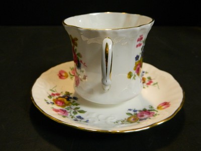 Vintage Embossed Hammersley Bone China Spode Garden Bouquet Tea Cup & Saucer Exc