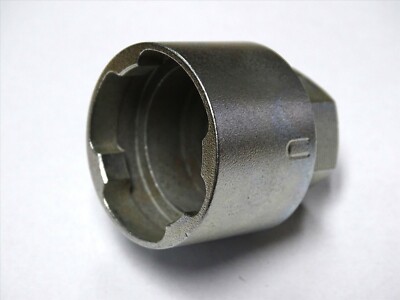 LOCKING WHEEL NUT BOLT KEY LAND ROVER DISCOVERY 3 / 4 RANGE ROVER  ''U'' KBM500190