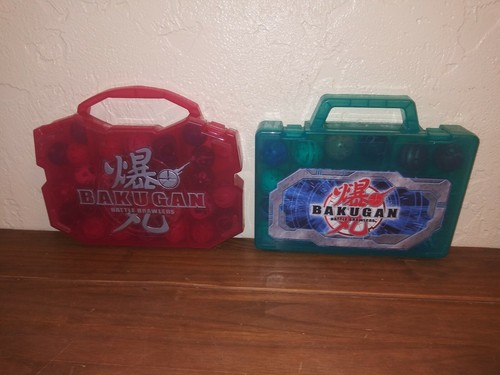 Bakugan Battle Brawlers Lot of 46 Bakugan B1 & B2 , 2 Carrying Cases and Cards