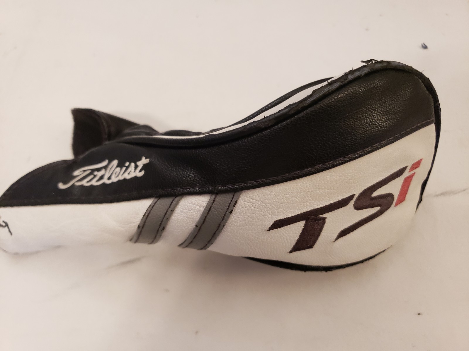 Used Titleist TSi2 - 5 Hybrid 24* - Kuro Kage 65 - Regular - RH