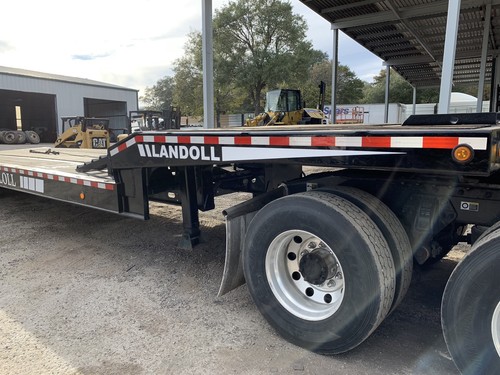 2005 930E Landoll Trailer