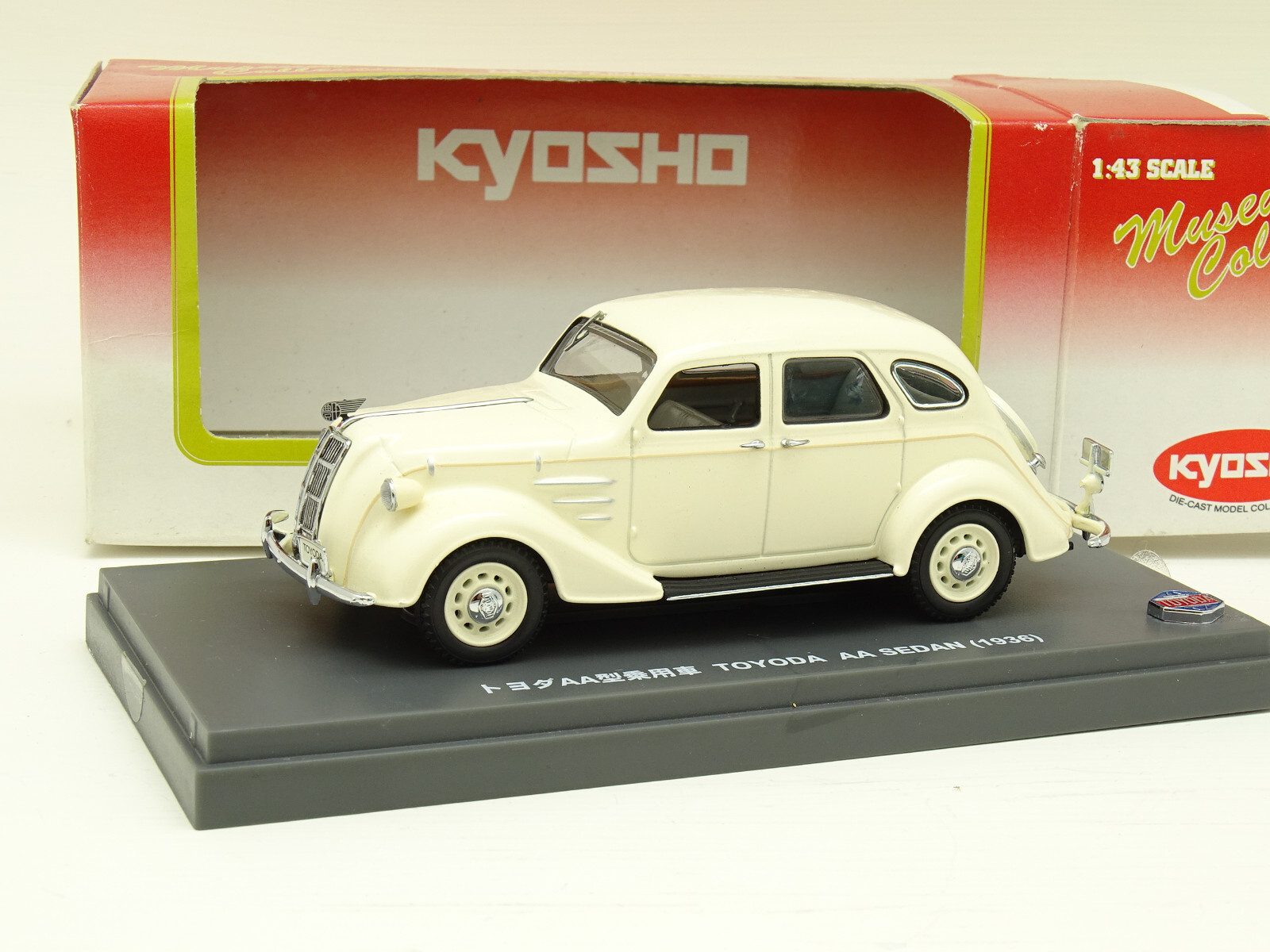 1/24スケール TOYOTA AA SEDAN