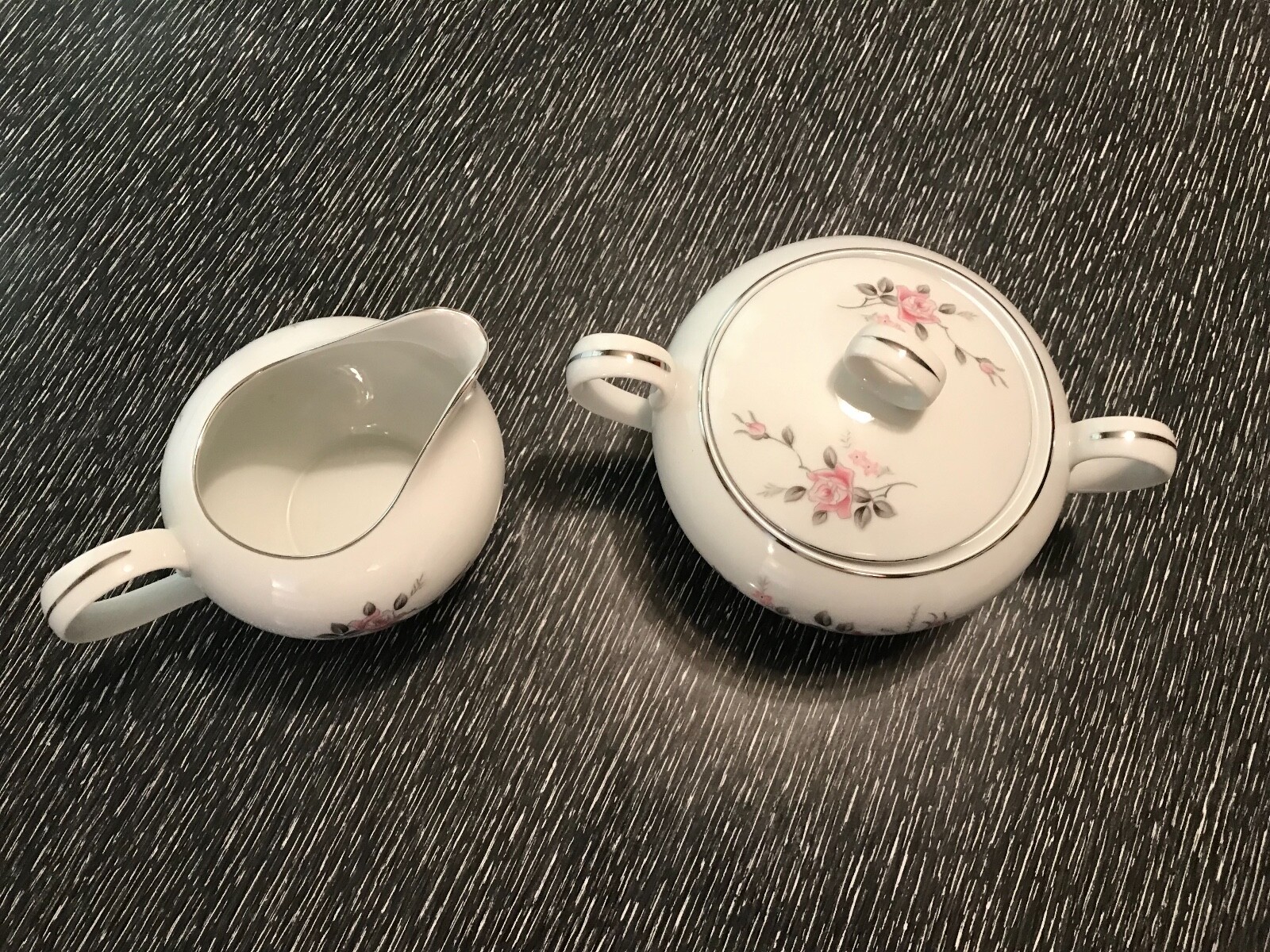 Harmony House Janet 3837 Creamer and Sugar Dish with Lid