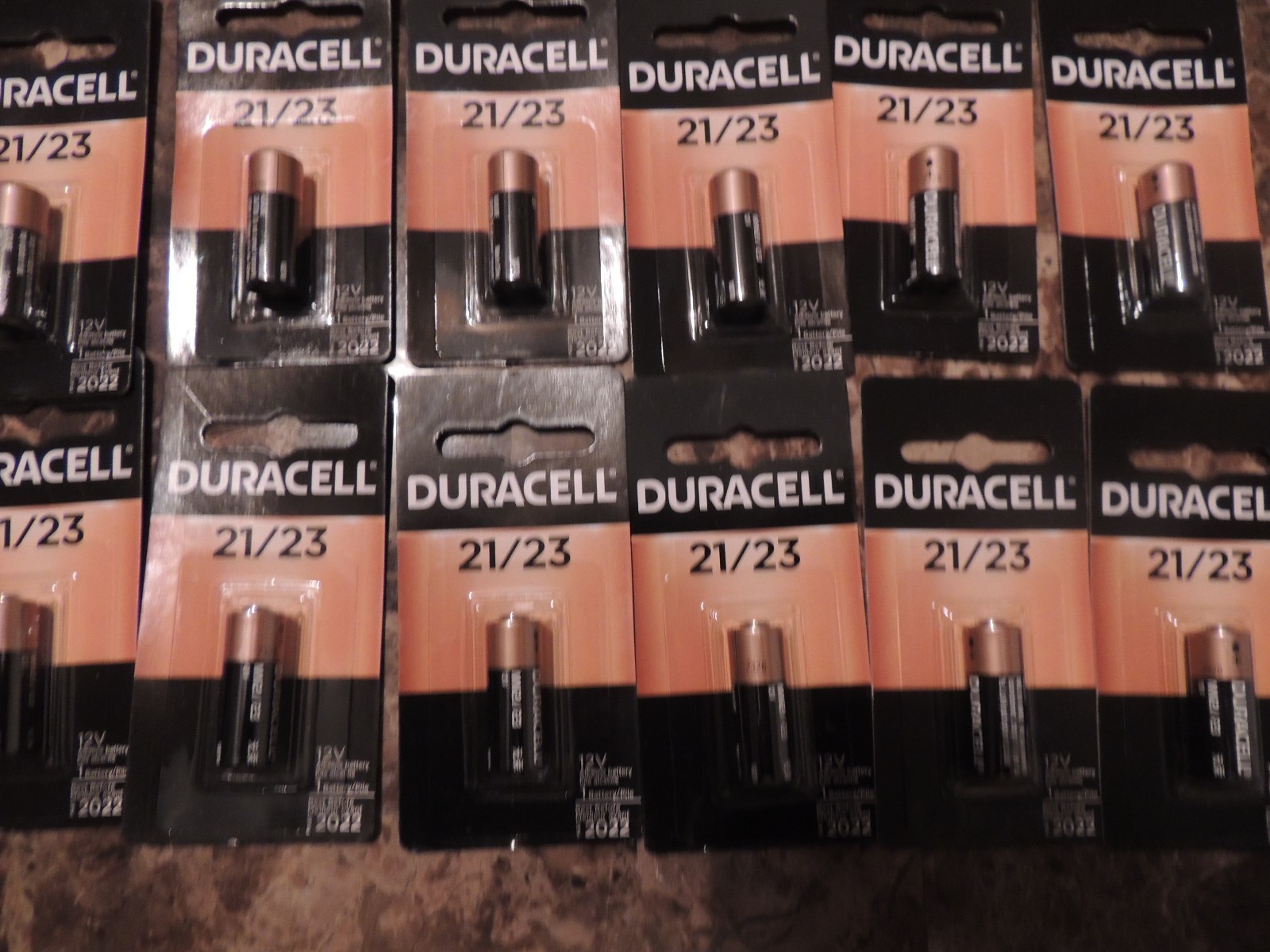 12 x Duracell 12V, 21/23  Alkaline Batteries (8LR932, A23, MN21), 2022