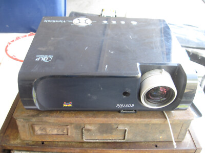 Texas Instruments ViewSonic PJ513DB DLP Projector NEEDS BULB