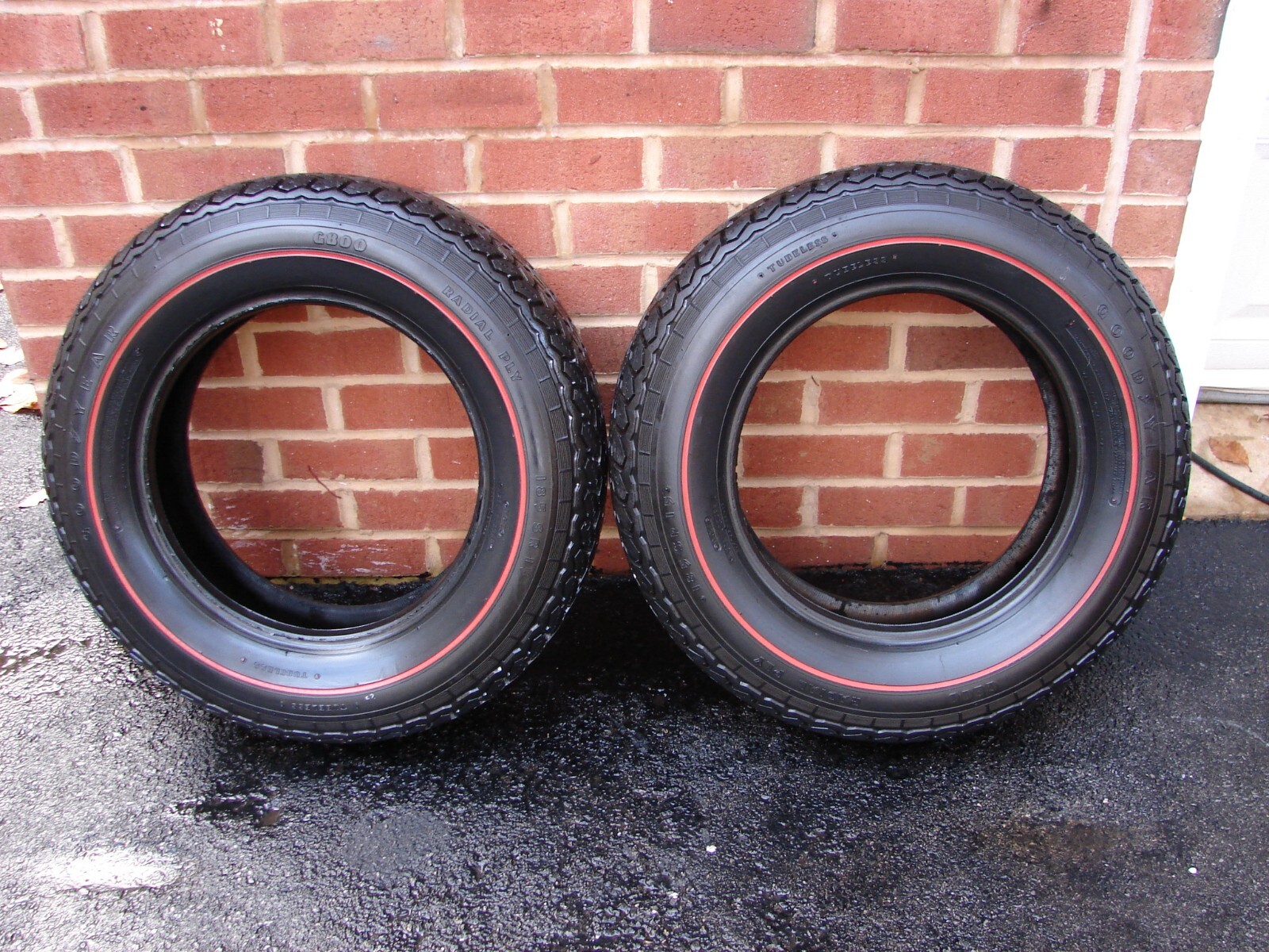 VINTAGE GOODYEAR G800 REDLINE SIDE WALL 185SR15 TIRES VINTAGE GOODYEAR G800 REDLINE SIDE WALL 185SR15 TIRES