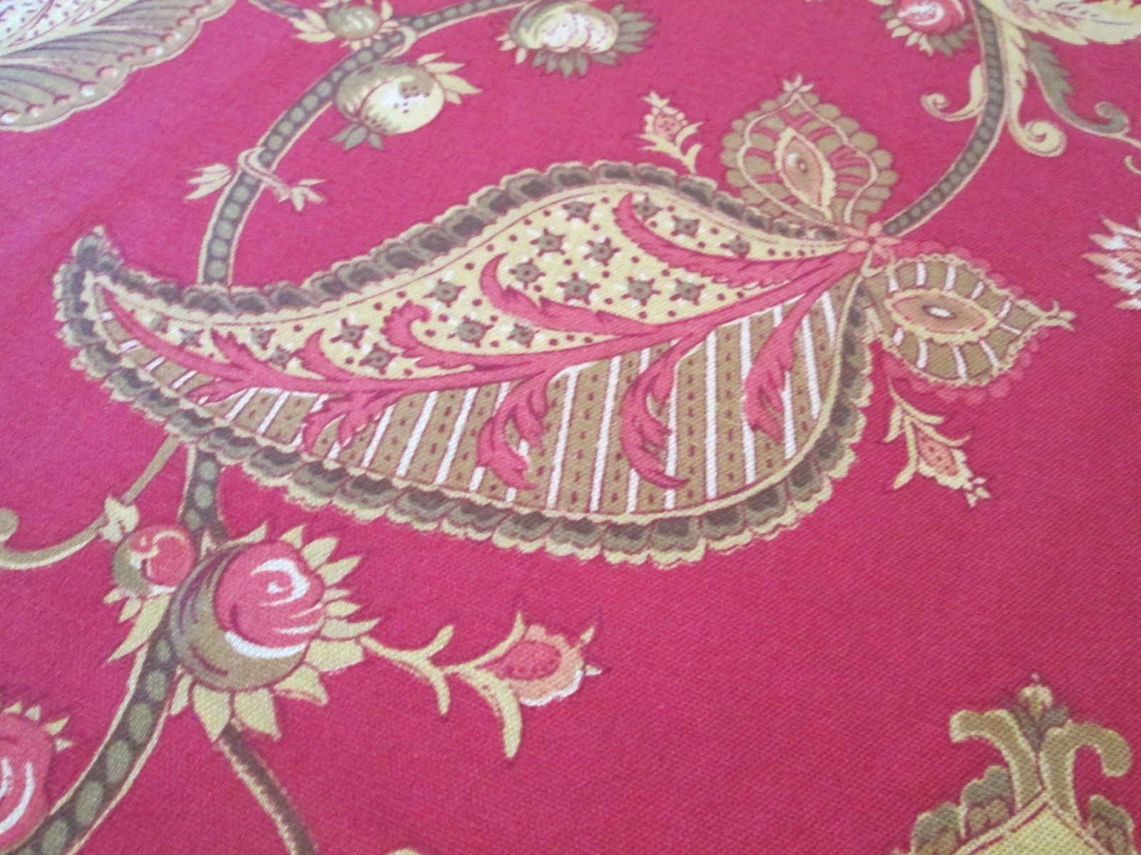 RICHLOOM DRAPERY PILLOW CURTAIN FABRIC LARGE PAISLEY BARN RED TANS 54