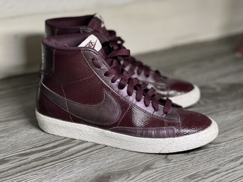 Nike Blazer Mid Leather Premium Snake Sneakers Womens Size 7 Nike Blazer Mid Leather Premium Snake Sneakers Womens Size 7